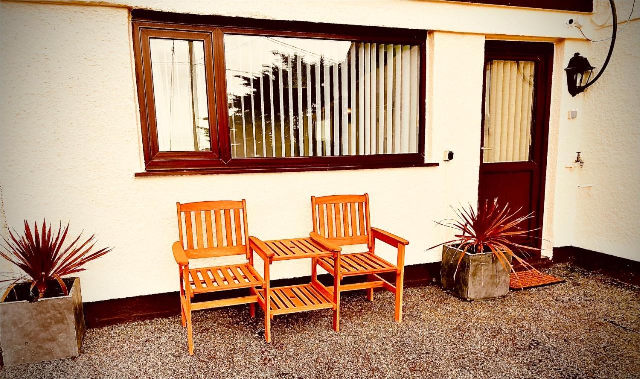 Cosy Annexe Sleeps 4 Holiday home Holyhead
